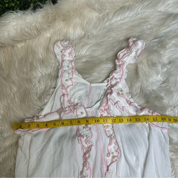 POL White and Pink Ruffle Trim with faux pearl details Blouse nwt